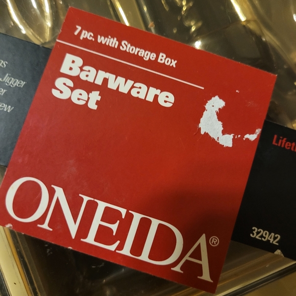 Oneida 7 piece bar set. - Picture 11 of 14